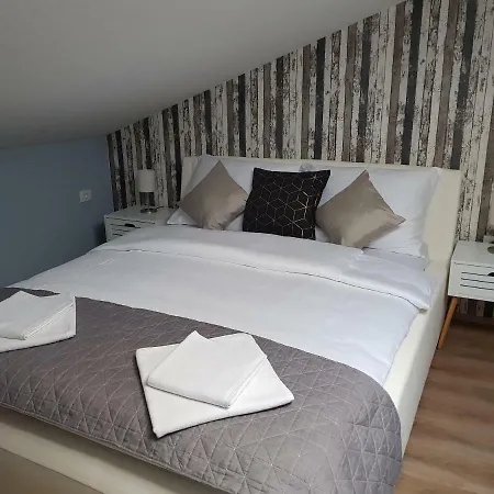 Piraneska Vendégház