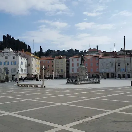 Piraneska Piran